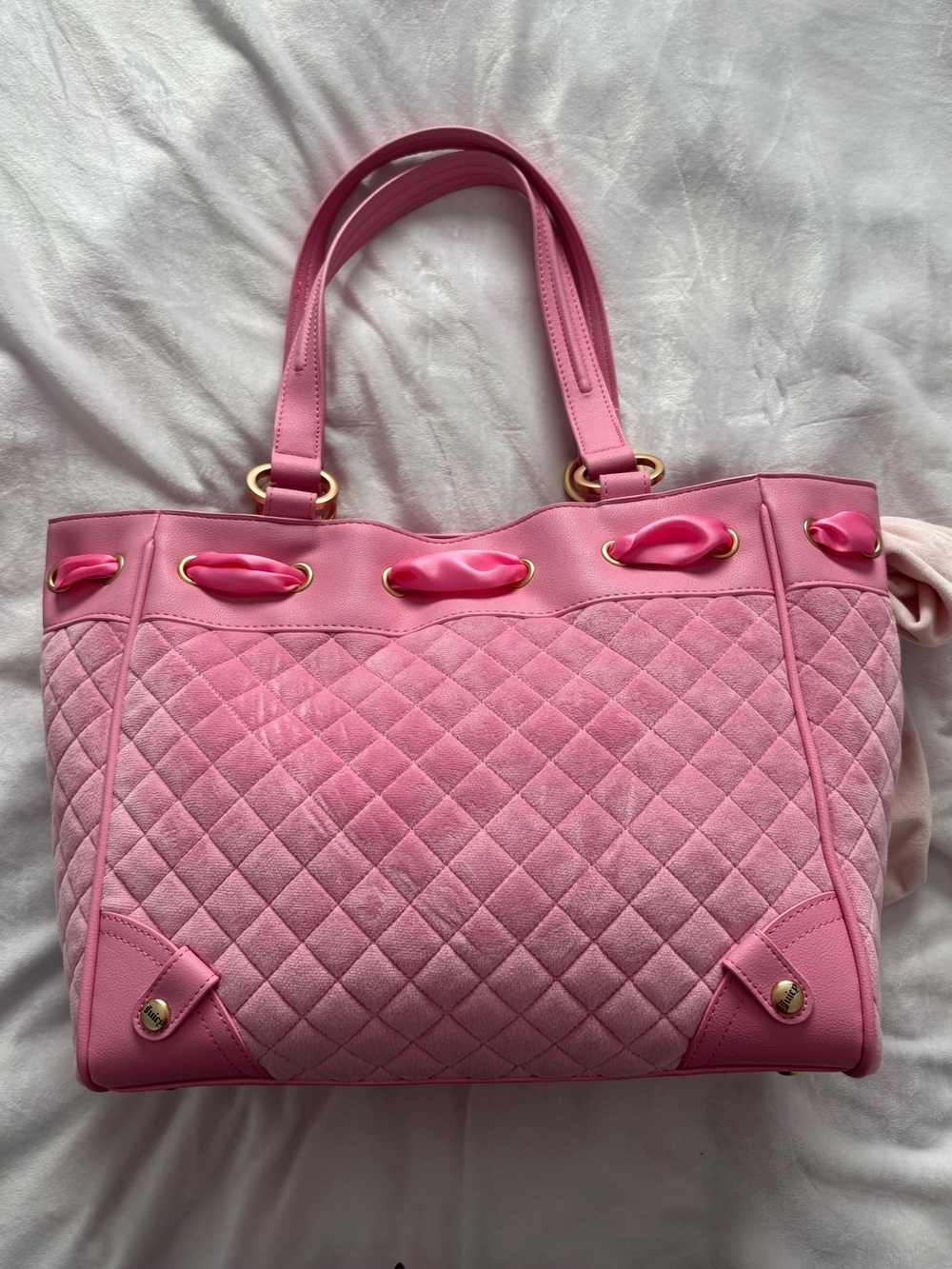 Juicy Couture Pink Quilted Daydreamer Bag with Charm - Picture 2 of 4